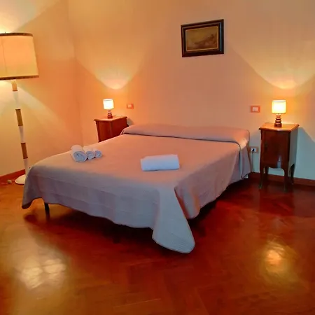 A Casa Di Ale Отель типа 