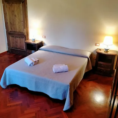 A Casa Di Ale Bed and Breakfast *
